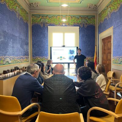 04 EA Olot Producció Personatge Escultoric trofeus 04 EA Olot Producció Personatge Escultoric trofeus